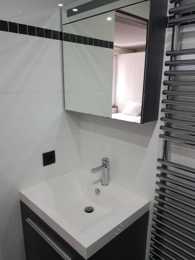 Duingalm - Apartment 100M From The Beach De Haan Exteriör bild